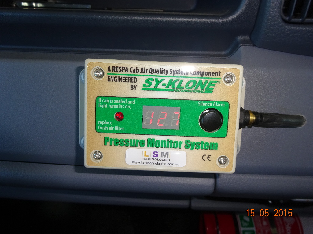 In- Cabin Pressures Sensor / Warning Unit- Cabin Pressurisation of >120 pascal