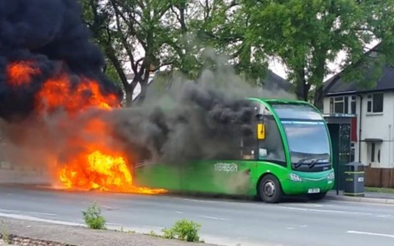 Bus Fire 800 x 002.jpg
